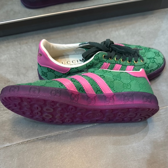 Gucci Green and Pink Sneakers - Picture 4 of 8